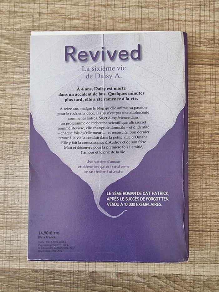 Revived de Cat Patrick - photo numéro 2