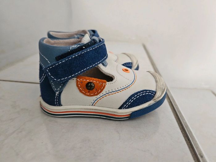 Chaussure bébé cuir Pointure 18 U26 - photo numéro 3