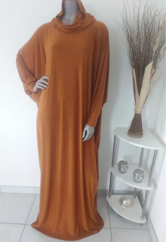 Robe abaya cagoule brun orangé neuve - photo numéro 3