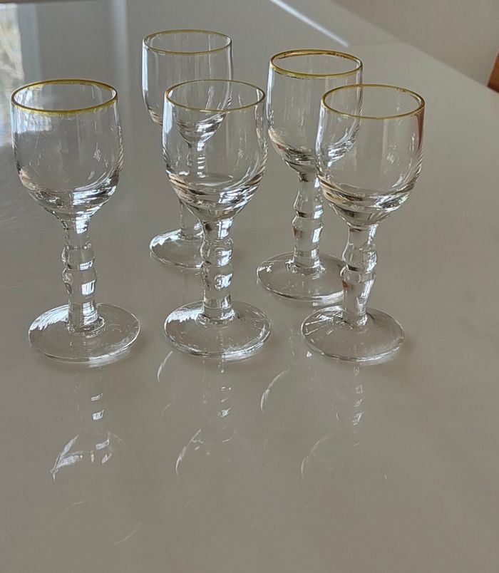 5 verres à liqueur liseré doré - photo numéro 3