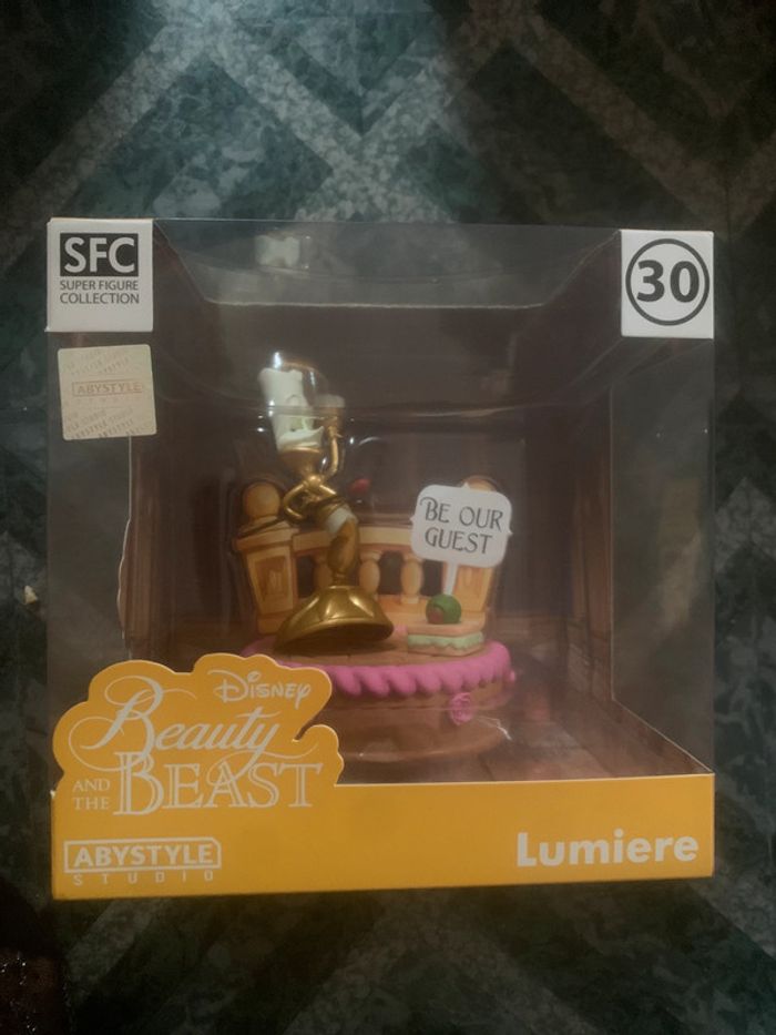 Figurine lumière la belle et la bête