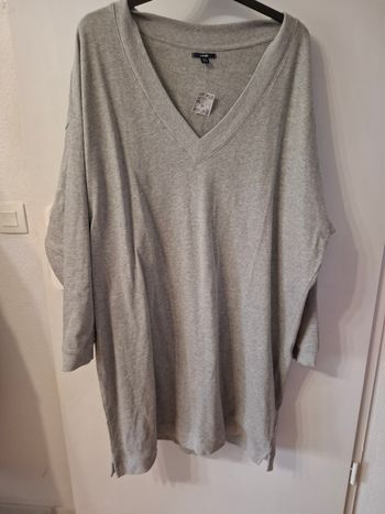 Robe sweat longue taille 3xl (taille54/56 kiabi ) neuf avec Étiquette mesure dans l'annonce