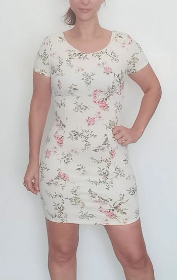 Robe nid d' abeille fleurie taille 36