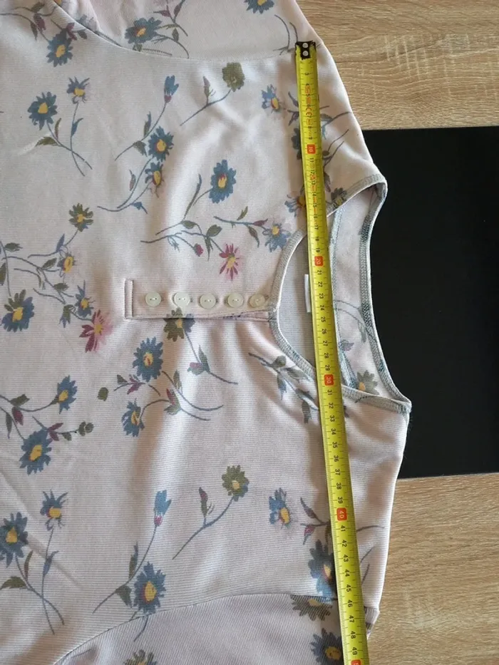 Tee-shirt femme fleuri T46/48 - photo numéro 9