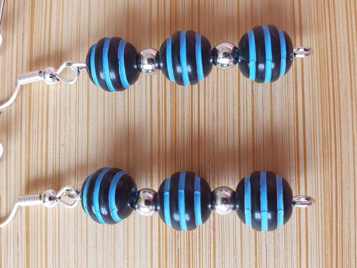 Boucles d'oreilles 484 - photo numéro 2