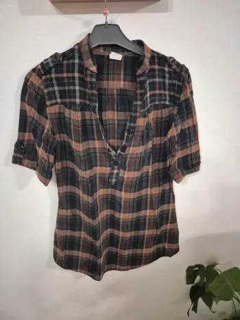 Blouse à carreaux