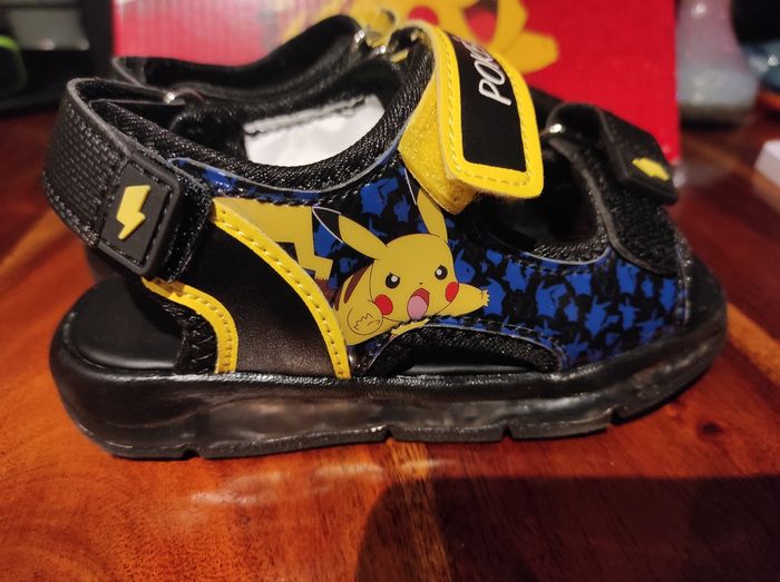 Sandales pokémon