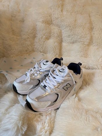 New balance 530 blanche bleu marine taille 39