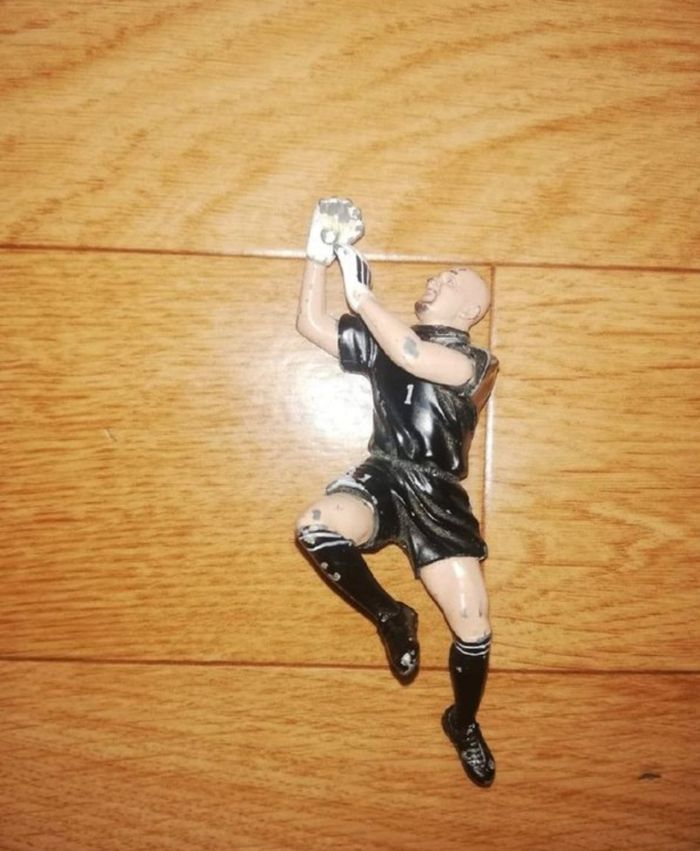 Figurine