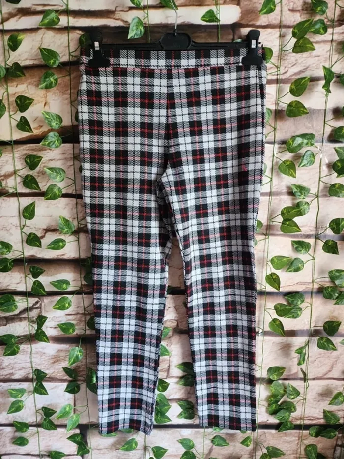 🥰Pantalon à carreaux Taille 12ans 🥰 - photo numéro 2