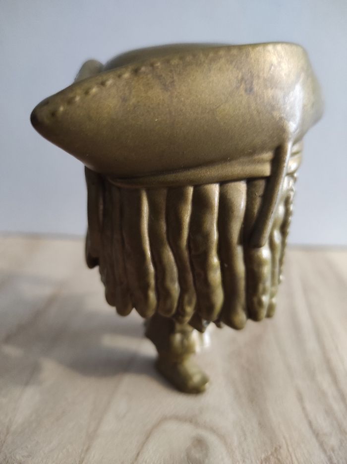 Figurine Funko pop Captain Jack Sparrow 273 version or SANS boîte ( Pirates des Caraïbes )l - photo numéro 2