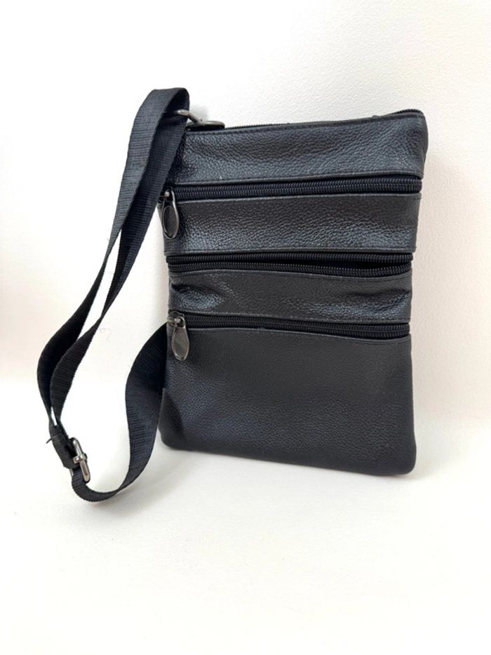 Sacoche noire bandoulière