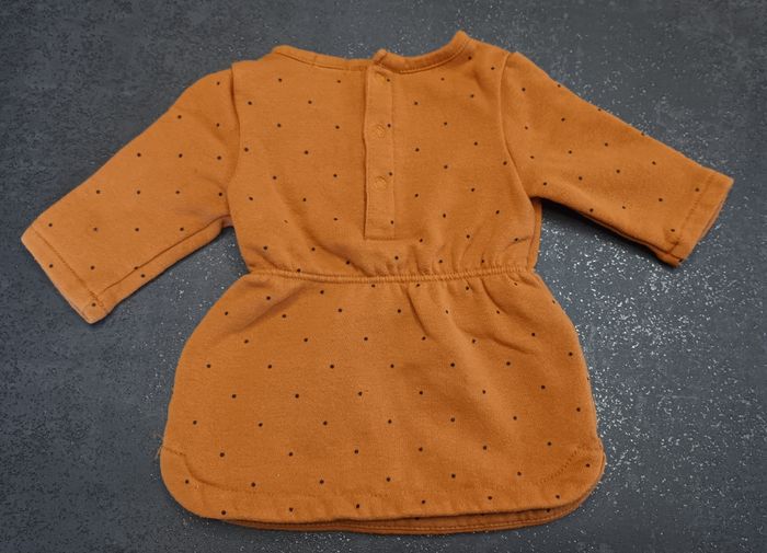 Robe 1 mois - photo numéro 2