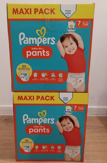2 cartons couches culottes Pampers baby-dry pants Taille 7- carton de 60 couches