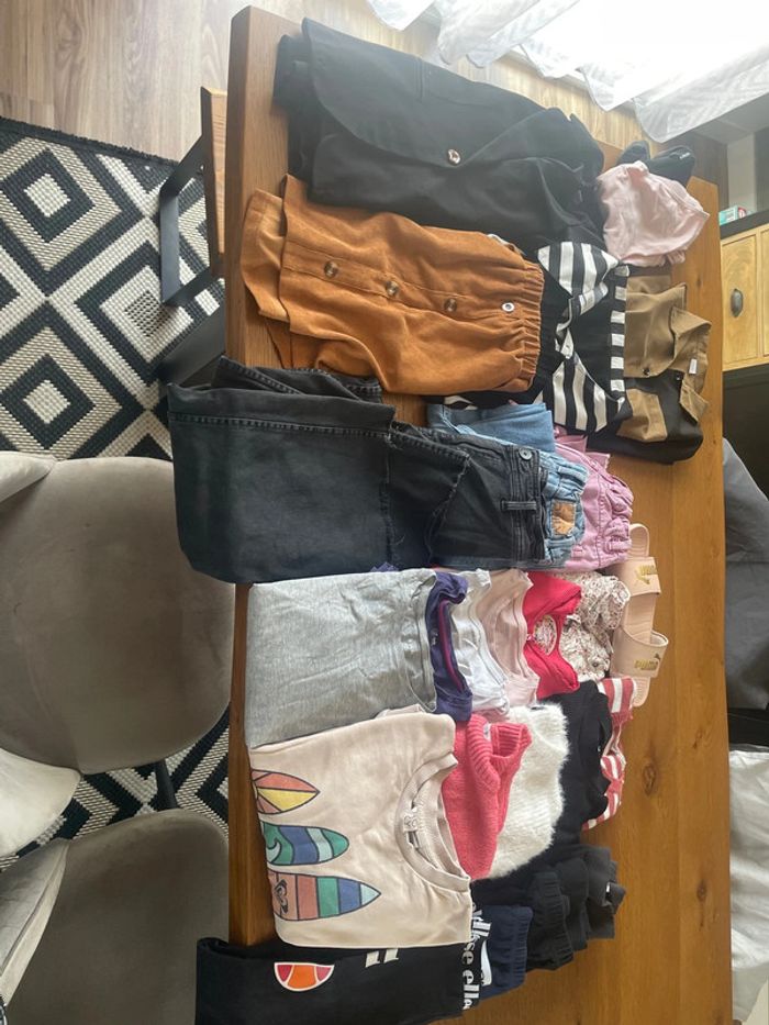 Lot vêtements fille –10 ans (certains 11-12) - photo numéro 4