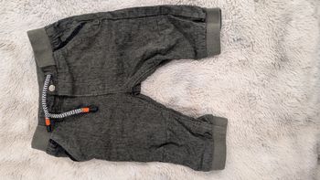 Pantalon Obaïbi taille 6 mois