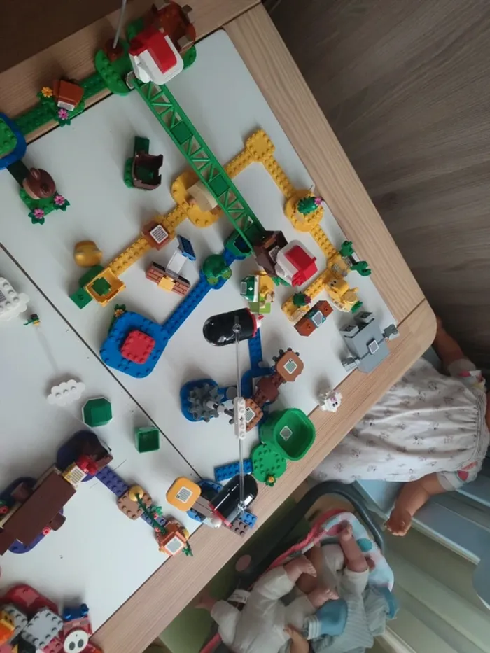 Lego Mario interactif différent personnages - photo numéro 3