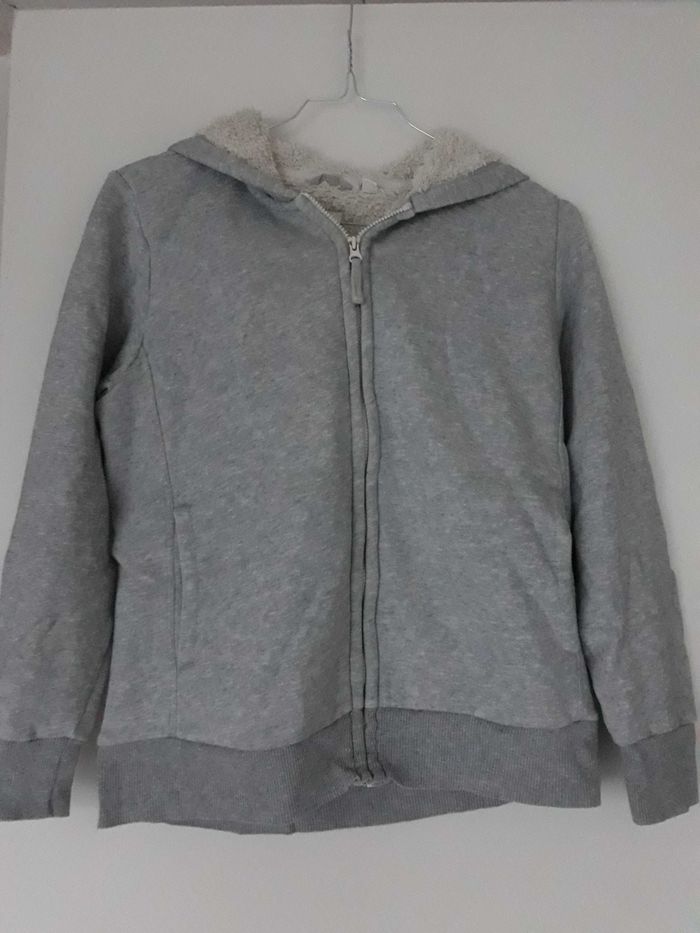 Sweat à capuche zippé et fourré 12 ans Uniqlo