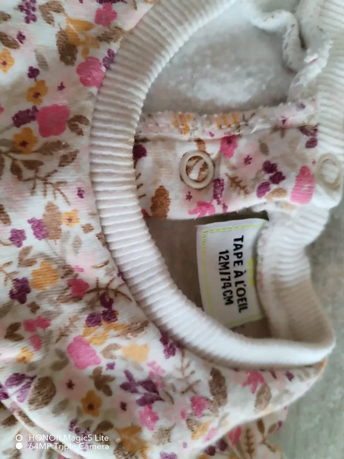 Pull fleurie - photo numéro 2