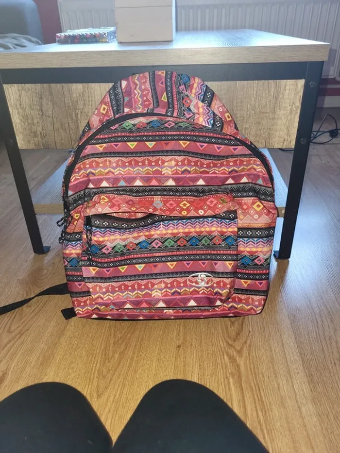 Sac à dos neuf - photo numéro 2