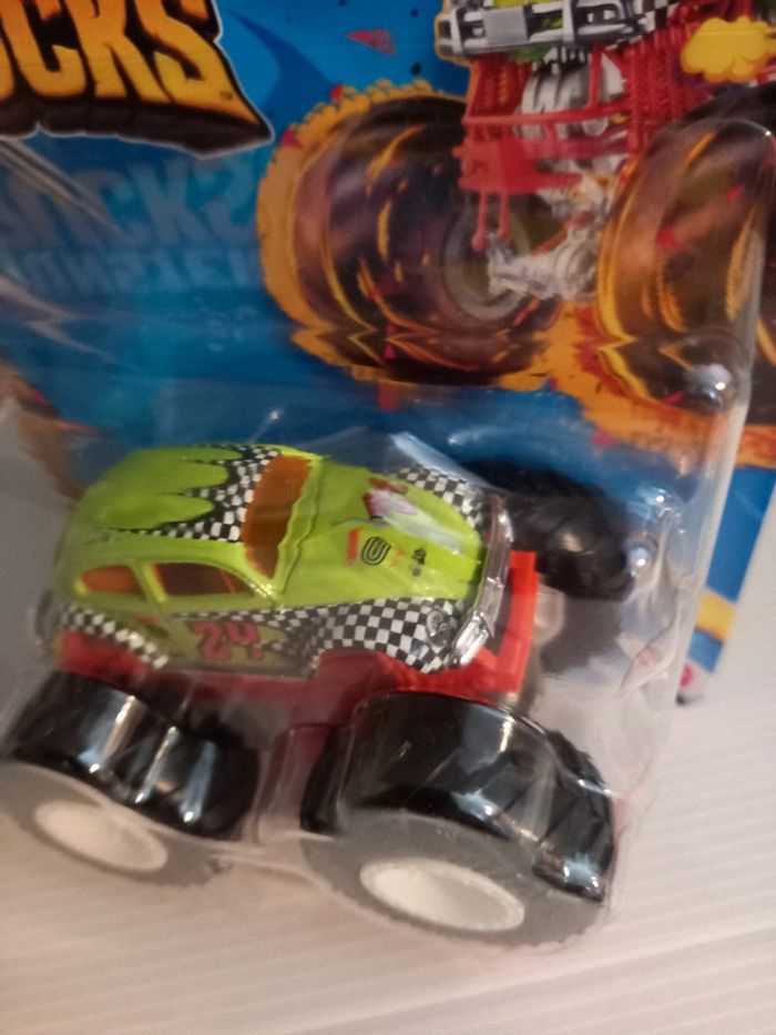 Hotwheel monster truck beetles - photo numéro 2