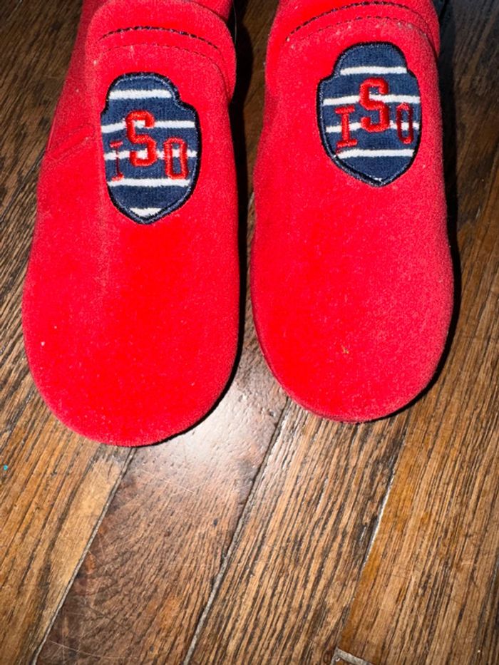 Chaussons isotoner Taille 34 - photo numéro 2