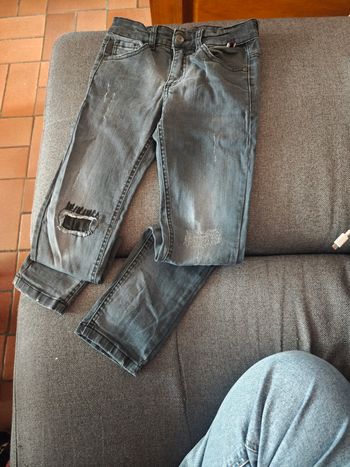 Jean gris/noir skinny taille 8 ans 