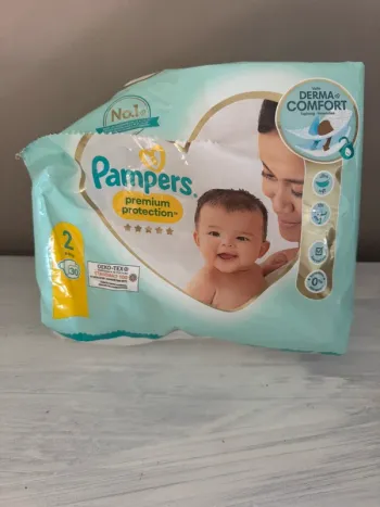 Couches Pampers