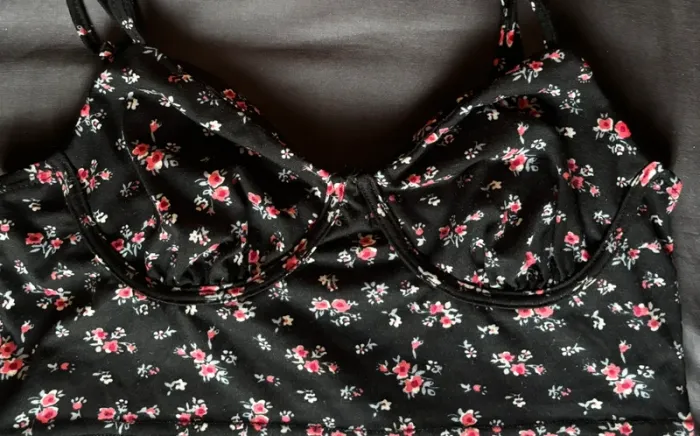 crop top à fleurs - photo numéro 2