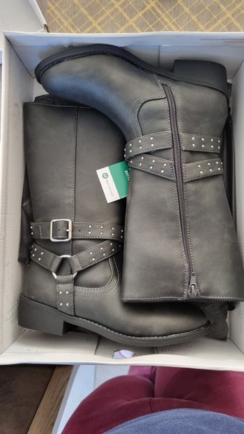 Bottes neuves lovely wings gémo 35