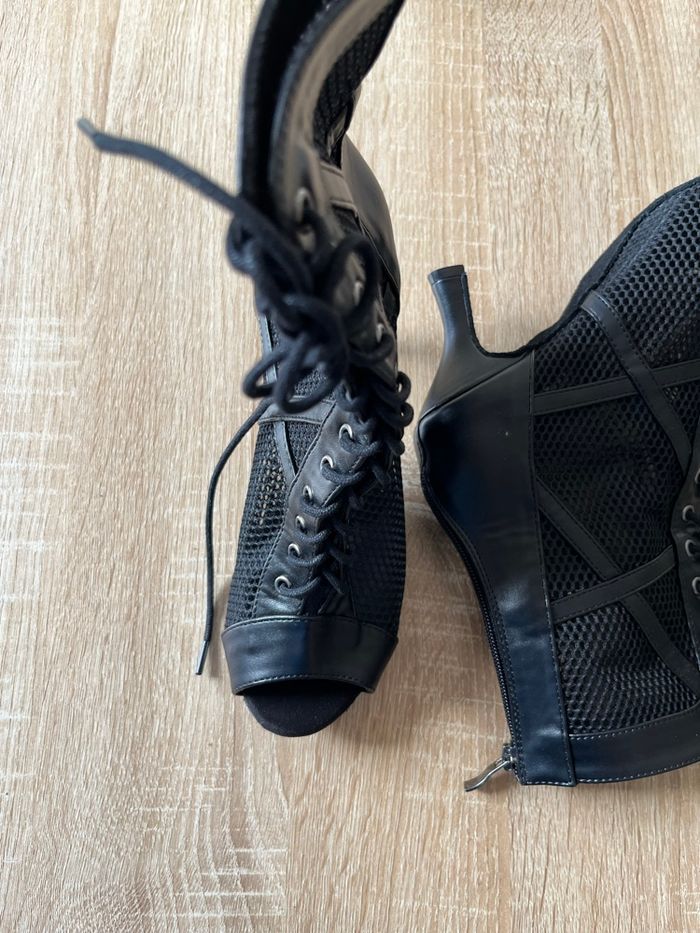 Talon femme Hypposeus - photo numéro 6