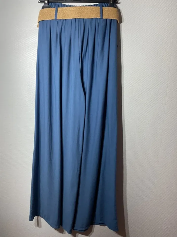 Pantalon large + ceinture femme taille unique (38-46)- new collection - neuf avec étiquette - photo numéro 3