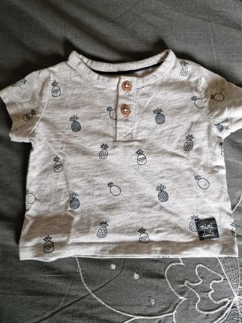Tee shirt