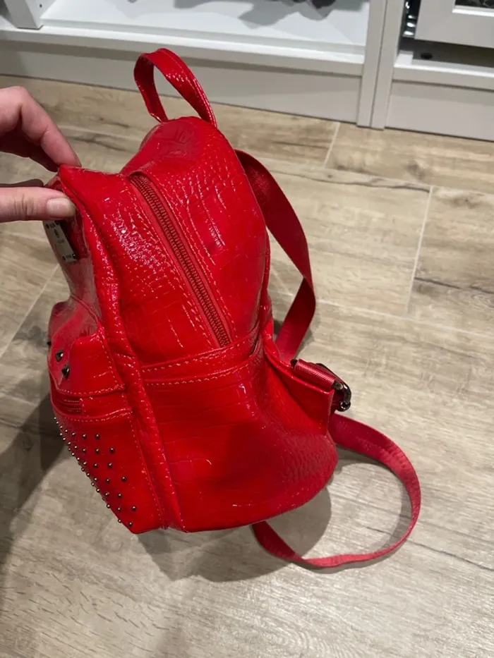 Petit sac à dos rouge - photo numéro 2
