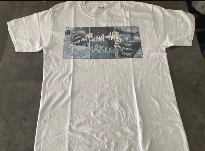 T-shirt blanc Batman joker bande dessinée - photo numéro 2