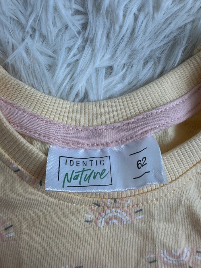 T-shirt jaune identic nature taille 2-4 mois - photo numéro 4
