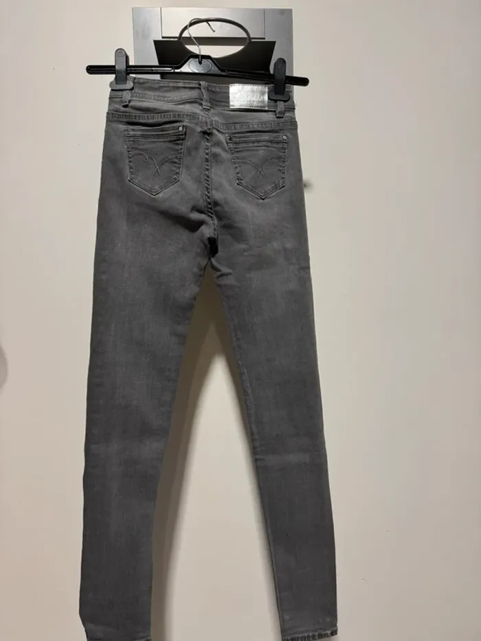 Jean gris pour enfant 16 ans - photo numéro 6