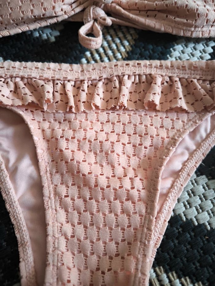 Maillot de bain goldenpoint taille 36 neuf - photo numéro 2
