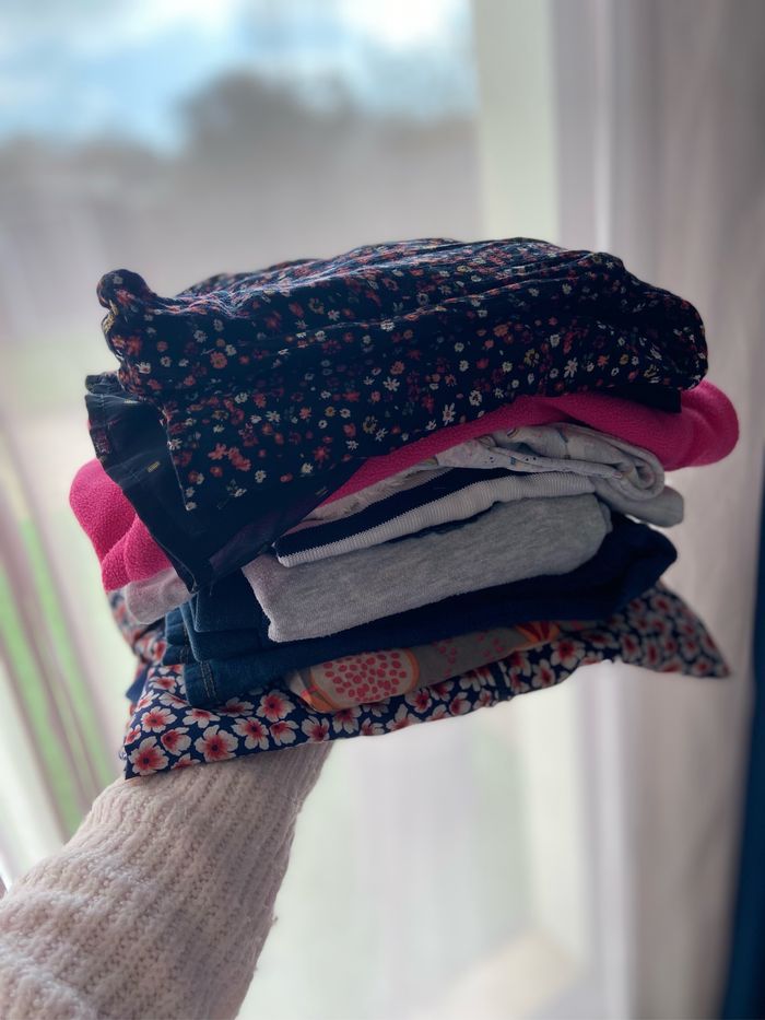 Lot vêtements fille 4 ans