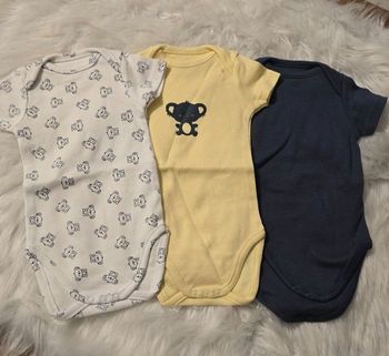 neufs (non portés) 💙😍bodies mc 3 mois garçon 💙😍