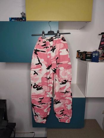 Pantalon cargo camouflage rose et blanc - Taille M - Tendance street style