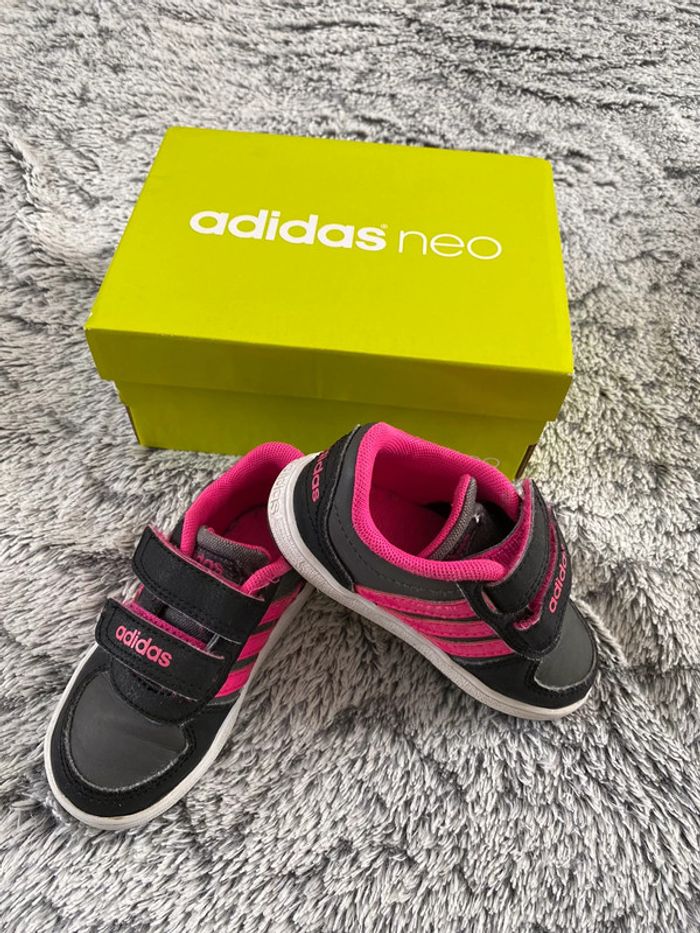 Baskets Adidas fille noires et rose - taille 21