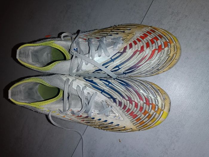 Crampons adidas taille 42 1/3 - photo numéro 2