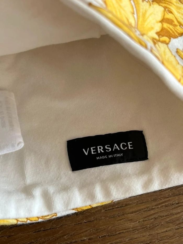 Ensemble pyjama et bonnet imprimé baroque Versace - photo numéro 7