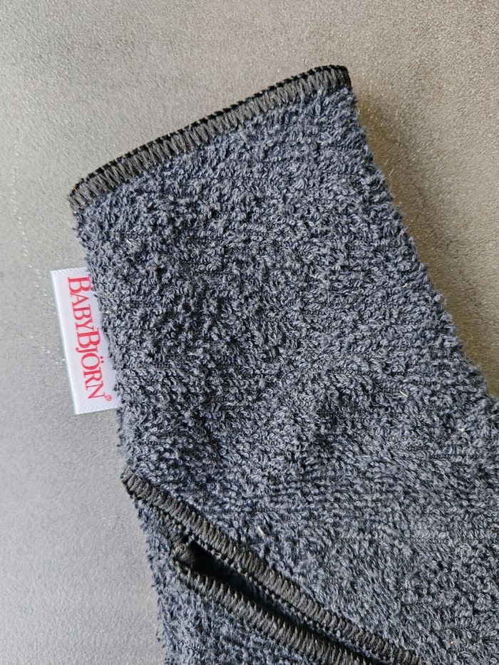 Bavoir Porte bébé Harmony gris foncé - photo numéro 5