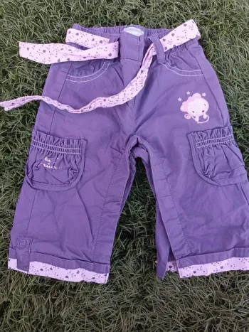 pantalons 
3 mois
