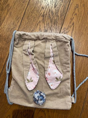 Sac à dos fait main par la crèche de notre fils