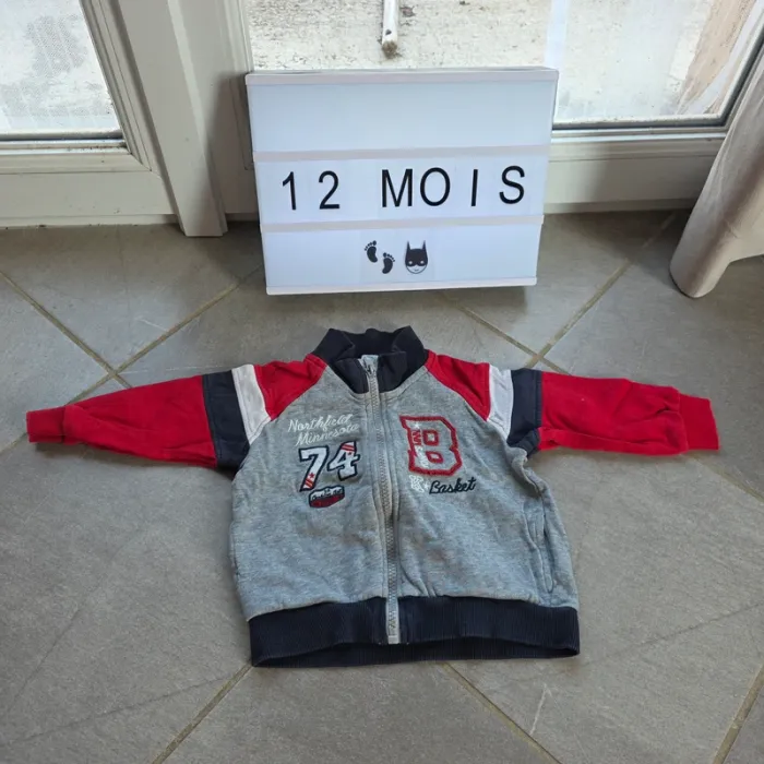 Lot vêtements 12 mois - photo numéro 3