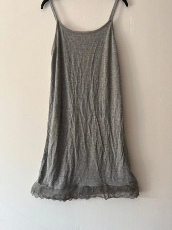 👗 Jolie robes à bretelles grise Taille M 👗