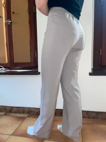 pantalon gris
